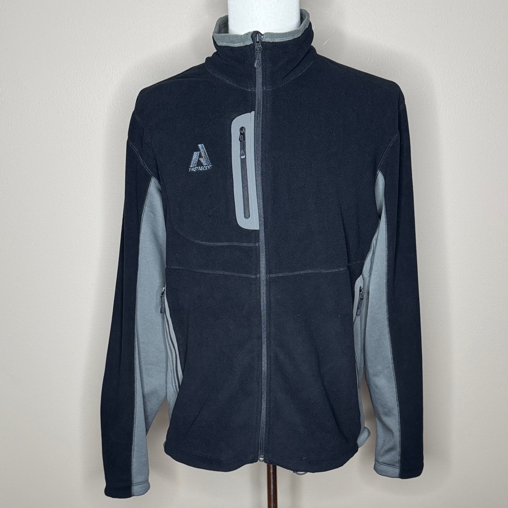 Eddie Bauer First Ascent Polartec fleece mens zip up jacket size XL.